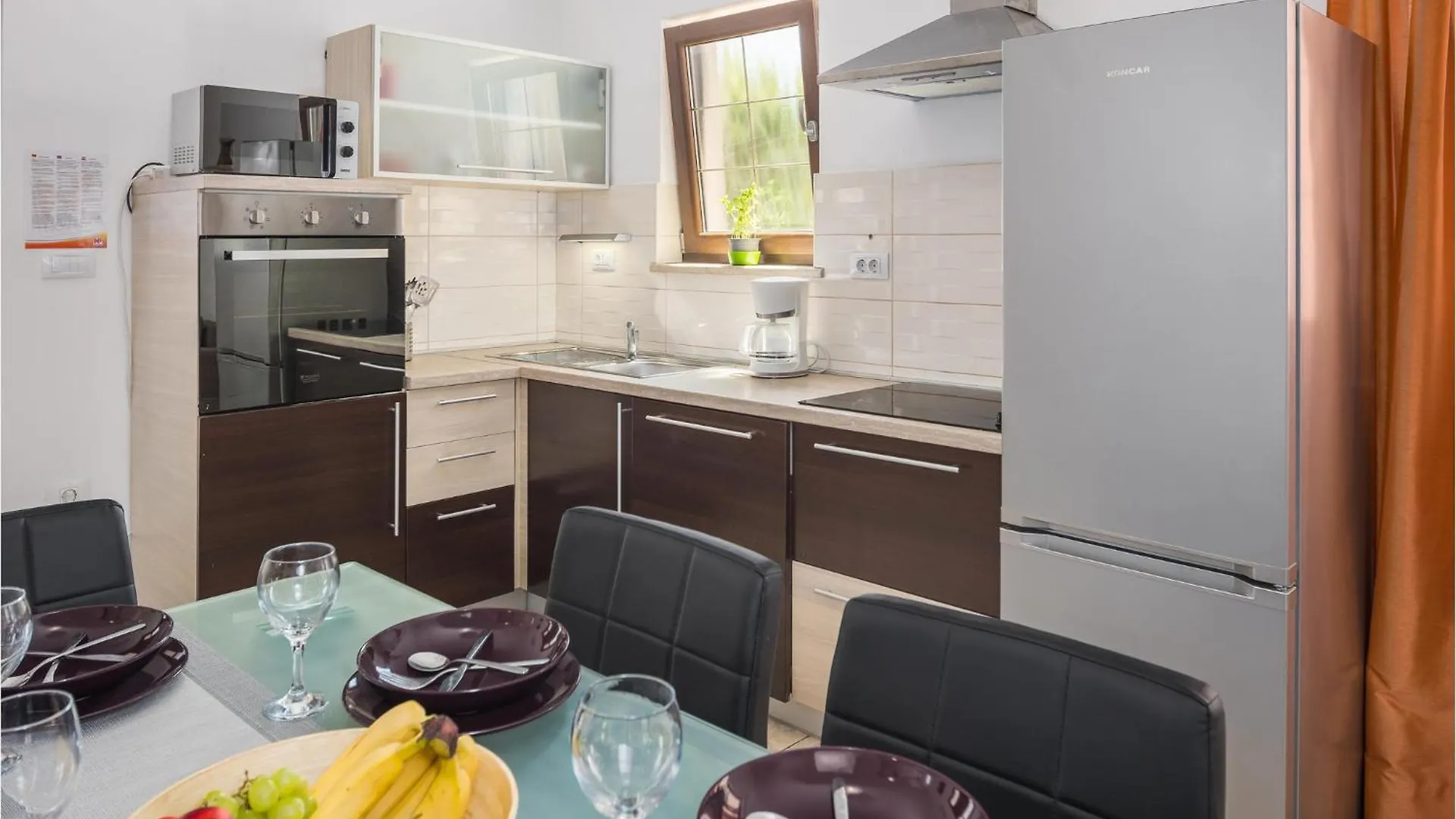 2 Bedroom Stunning Home In Ližnjan 0*,