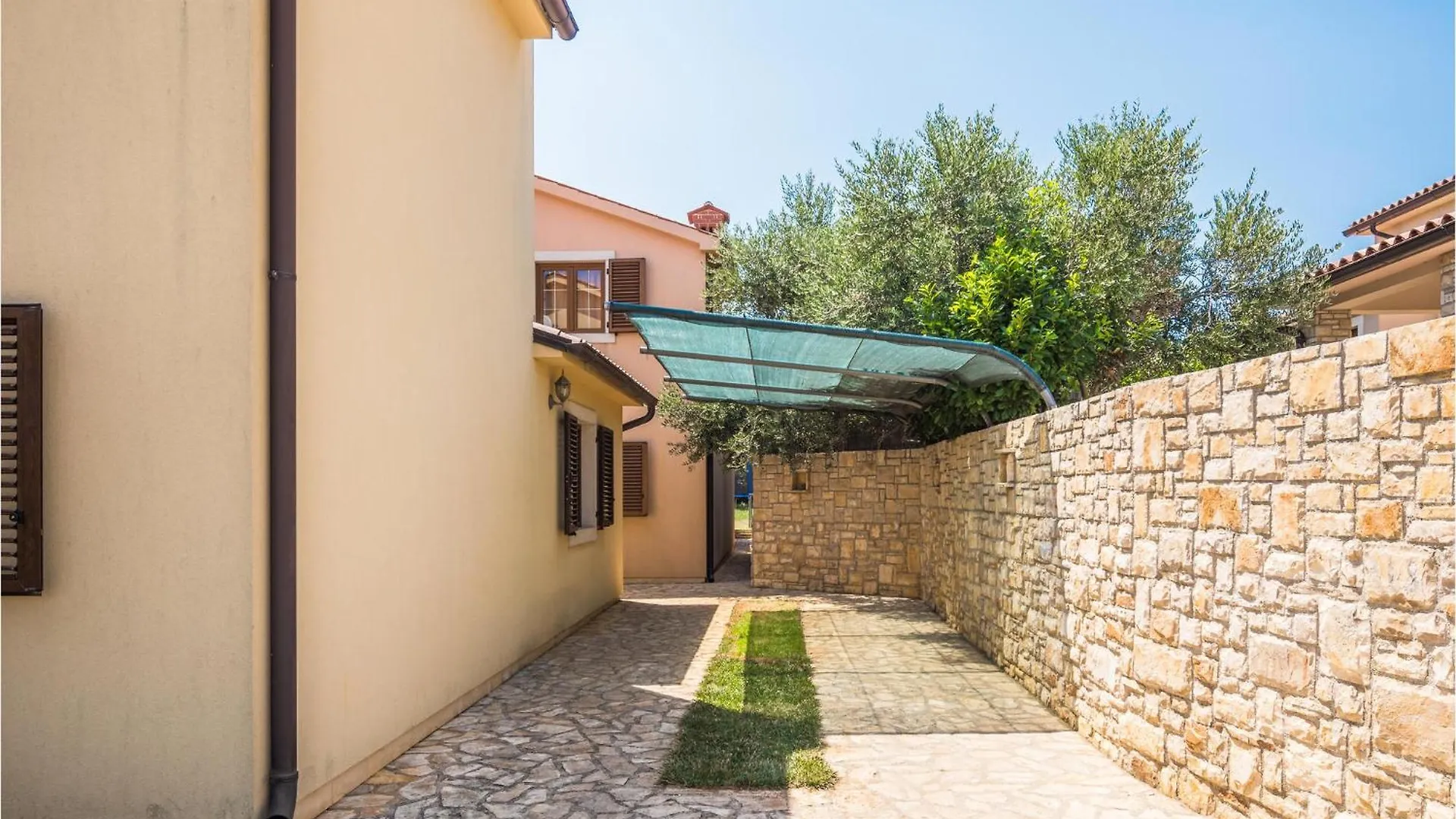2 Bedroom Stunning Home In Ližnjan Casa vacanze
