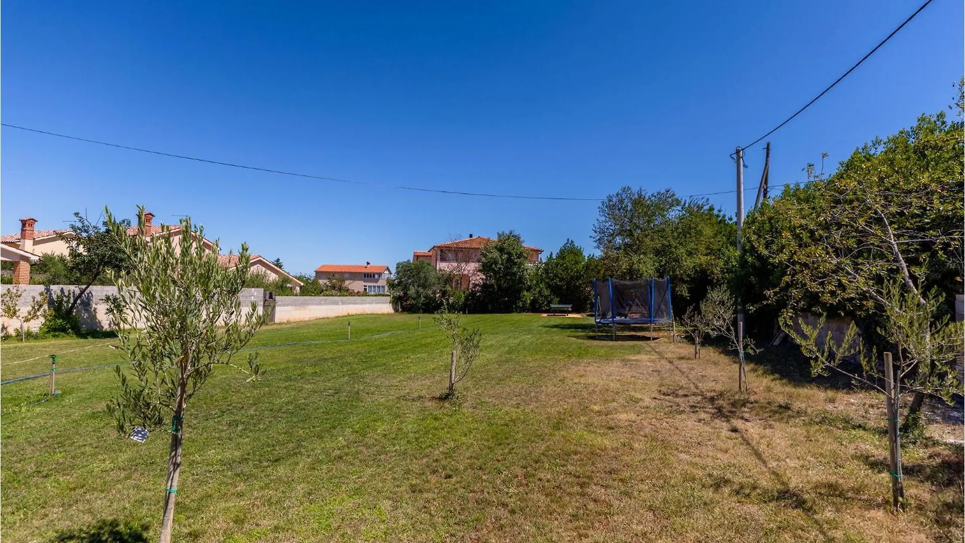 2 Bedroom Stunning Home In Ližnjan 0*,  Croazia